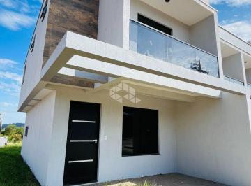 Casa · 96m² · 3 Quartos · 2 Vagas · Sobrado à venda com 3 dormitórios, suíte e pátio no bairro Conventos Lajeado