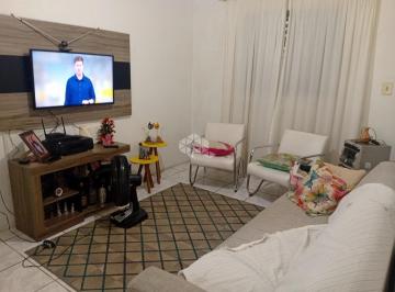Casa · 70m² · 2 Quartos · 1 Vaga · Casa com 2 dormitórios no bairro Perpetuo Socorro em Santa Maria - RS
