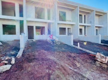 Casa · 109m² · 2 Quartos · 2 Vagas · Sobrado com 2 Dormitórios, Suíte e Amplo Pátio no Bairro Montanha em Lajeado