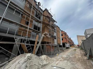 Apartamento · 53m² · 2 Quartos · 1 Vaga · Apartamento em Ingleses do Rio Vermelho, Florianópolis - Negocia Direto