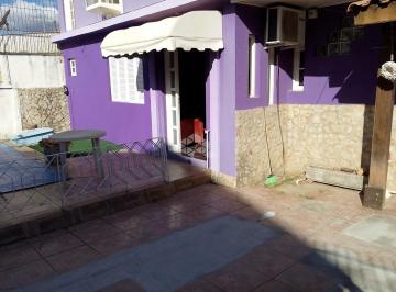 Casa · 150m² · 2 Quartos · 2 Vagas · Casa Sobrado com piscina na Vila Nova, Porto Alegre