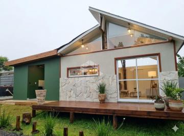 Casa · 40m² · 1 Quarto · 2 Vagas · Casa estilo Studio com 1 Quarto nos Ingleses do Rio Vermelho, Florianópolis/SC