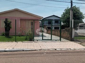 Casa · 70m² · 2 Quartos · Terreno de 500 m² com ótima localização.