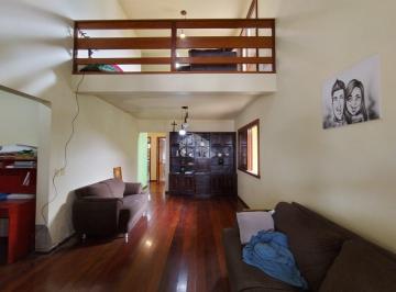 Casa · 263m² · 3 Quartos · Casa 3 dormitórios sendo 1 suite, e garagem para 3 carros no bairro Primavera