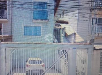 Casa · 200m² · 3 Quartos · 2 Vagas · Sobrado