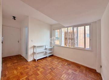 Apartamento · 32m² · 1 Quarto · Apartamento térreo com pátio privativo