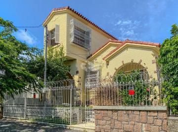Casa · 208m² · 4 Quartos · 2 Vagas · Casa residencial ou comercial, excelente para pets, salão de cabeleireiro e outrow.