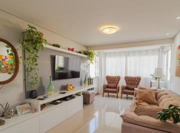 Apartamento · 134m² · 3 Quartos · 4 Vagas · Apartamento semimobiliado de 134 m² com 3 dormitórios (2 suítes), 4 vagas e depósito - a poucos pass