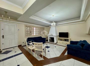 Casa · 295m² · 4 Quartos · 2 Vagas · Casa 4 dormitórios, 1 suíte, 2 vagas de garagem, Nonoai, Porto Alegre.