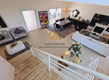 Casa · 364m² · 4 Quartos · 6 Vagas · Casa Espetacular no Parque dos Príncipes – Lado Osasco