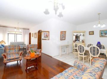 Casa · 390m² · 5 Quartos · 7 Vagas · Casa sobrado com 5 dormitórios, 3 suítes e 7 vagas no Jardim São Paulo.
