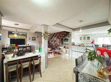Casa · 198m² · 3 Quartos · 2 Vagas · Casa com 3 quartos, 198m² à venda no Jardim Carvalho