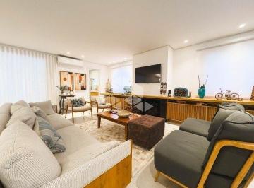 Casa · 210m² · 3 Quartos · 2 Vagas · Casa de 3 dormitórios e 3 suites com 2 vagas de garagem no bairro Igara em Canoas /RS