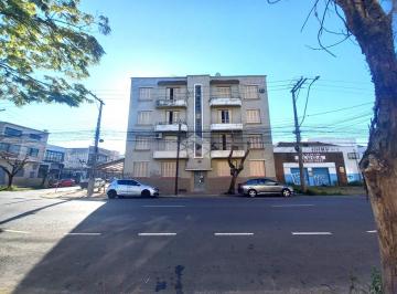 Apartamento · 74m² · 2 Quartos · Apartamento térreo, todo reformado, de esquina, 2 quartos, ventilação cruzada