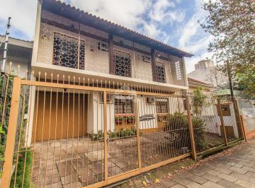 Casa · 272m² · 5 Quartos · 3 Vagas · Casa à venda com 5 quartos 272 m²