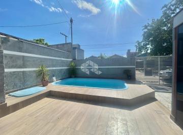 Casa · 60m² · 2 Quartos · 1 Vaga · Casa com piscina á venda no bairro Camobi