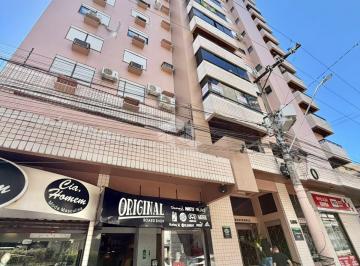 Apartamento · 139m² · 3 Quartos · 1 Vaga · Amplo apartamento á venda no centro de Santa Maria