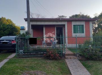 Casa · 96m² · 2 Quartos · 4 Vagas · Casa a venda com pátio amplo na Boca do Monte