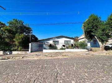 Casa · 151m² · 3 Quartos · 2 Vagas · Casa de 3 quartos à venda no bairro Juscelino Kubitschek, em Santa maria, RS.