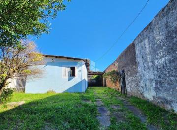 Casa · 125m² · 2 Quartos · 1 Vaga · Casa 2 Dormitorios, 1 Banheiro. Espirito Santo