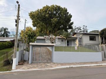 Casa · 138m² · 3 Quartos · 1 Vaga · Casa térrea recém reformada em bairro residencial de Picada Café