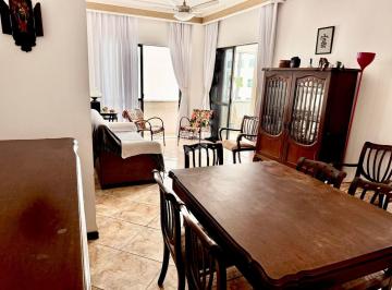 Apartamento · 106m² · 3 Quartos · 1 Vaga · Apartamento à venda no Centro de Balneário Camboriú com 3 dormitórios, sendo 1 suíte, e 106m² privat