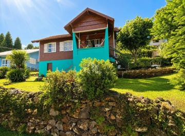 Casa · 159m² · 3 Quartos · Casa de três quartos na Vila Olinda em Nova Petrópolis