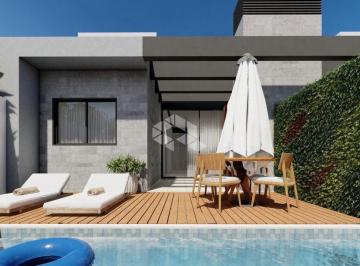 Casa · 121m² · 3 Quartos · 2 Vagas · Casa Bombinhas Nova