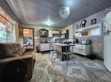 0ab4423f-683c-4e48-8587-71110e7b5b5f · Casa com anexo, terreno 363m², sendo 11m x 33m.