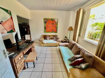 Casa · 208m² · 4 Quartos · 2 Vagas · CASA COM 4 QUARTOS EM COQUEIROS FLORIANÓPOLIS COM EDÍCULA CHURRASQUEIRA E 2 VAGAS DE GARAGEM