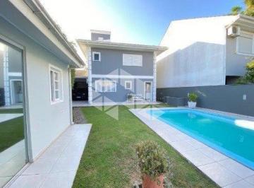 Casa · 240m² · 3 Quartos · 2 Vagas · CASA 3 QUARTOS SENDO 1 SUÍTE PISCINA E 2 VAGAS PRÓXIMA AO SHOPPING VILLA ROMANA NO SANTA MÔNICA FLOR