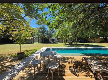 Rural · 180m² · Refúgio Exclusivo no Rio Vermelho / FLORIANOPOLIS| Com 3.000m² | 2 Casas | Piscina e Amplo Jardim (