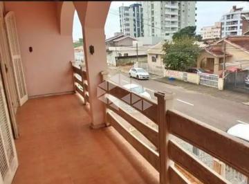 Casa · 310m² · 4 Quartos · 2 Vagas · CASA COM 4 QUARTOS 1 SUÍTE 2 VAGAS E CHURRASQUEIRA NO BALNEÁRIO ESTREITO FLORIANÓPOLIS