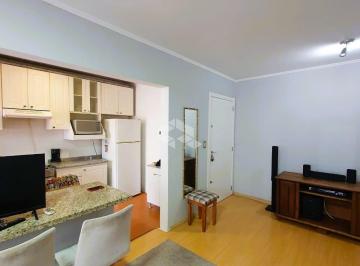 Apartamento · 65m² · 2 Quartos · 1 Vaga · Apartamento de 2 quartos com garagem no bairro Higienopolis próximo ao Bourbon Assis Brasil, Sogipa