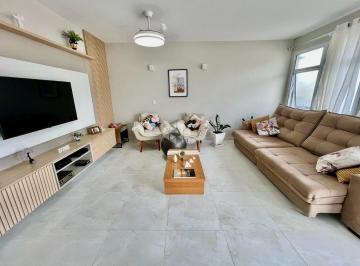 Casa · 190m² · 4 Quartos · 4 Vagas · CASA 4 QUARTOS SENDO 1 SUÍTE PISCINA E 4 VAGAS NO BAIRRO SANTA MÔNICA FLORIANÓPOLIS