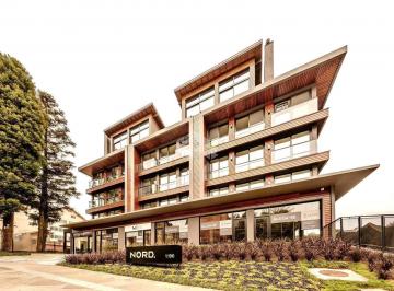 Apartamento · 81m² · 2 Quartos · 1 Vaga · Apartamento 2 dormitórios, 2 suites e 1 vaga de garagem no Centro de Gramado junto a Av. Borges de M
