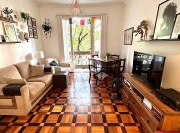 Apartamento · 51m² · 2 Quartos · Apartamento a venda com 02 dormitórios no bairro Petrópolis junto a Av. Protásio Alves