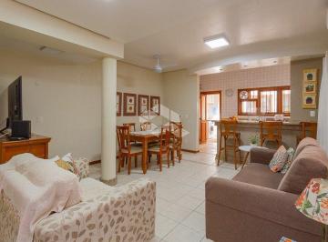 Casa · 309m² · 4 Quartos · 3 Vagas · Excelente casa no Moinhos de Vento com tres andares e tres vagas de garagem