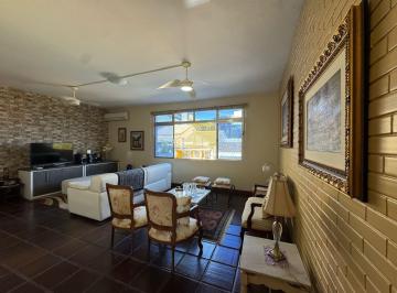 Apartamento · 298m² · 7 Quartos · 4 Vagas · PRÉDIO RESIDENCIAL COM 2 APARTAMENTOS 7 QUARTOS 2 SUÍTES 4 VAGAS VISTA PARA O MAR NO CENTRO DE FLORI