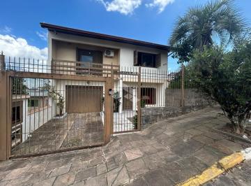 Casa · 221m² · 4 Quartos · 2 Vagas · Casa com 4 dormitórios no bairro Primeiro de Maio