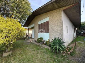 Casa · 80m² · 3 Quartos · Casa com 3 Dormitórios e Vaga para 2 Carros próximo ao centro de Farroupilha