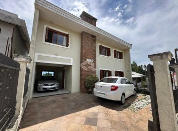 Casa · 240m² · 3 Quartos · 2 Vagas · Casa com 3 dormitórios, sendo 1 suíte no bairro São Luiz, em Farroupilha