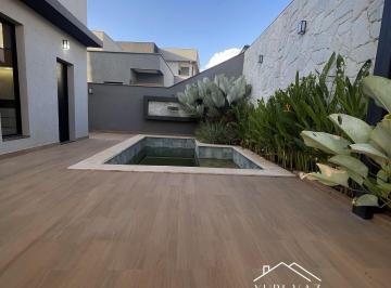 Casa · 230m² · 4 Quartos · Sobrado no Jardins Capri, 4 quartos e escritorio ou home cinema.