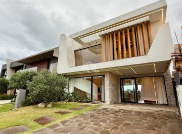 Apartamento · 264m² · 4 Quartos · 2 Vagas · Sobrado 4 suítes, sendo 1 master, finamente mobiliada e decorada, projeto moderno e sofisticado no c