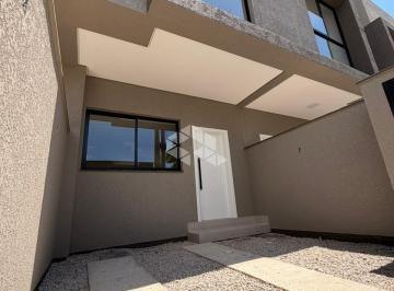 Casa · 92m² · 2 Quartos · 1 Vaga · Sobrado com duas suítes, em Bombas - Bombinhas - SC