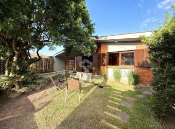 Casa · 170m² · 3 Quartos · 4 Vagas · Casa em Xangri-lá com 3 dormitórios a três quadras do mar