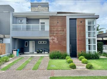 Casa · 218m² · 5 Quartos · 2 Vagas · Sobrado 5 dormitórios/2 suítes, mobiliado, piscina e área gourmet, garagem para 2 carros no condomín
