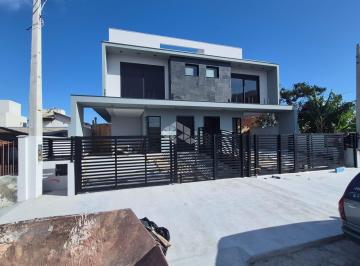 Casa · 172m² · 3 Quartos · 2 Vagas · Sobrado de Alto Padrão na Daniela - 3 Suítes e Lazer Privativo