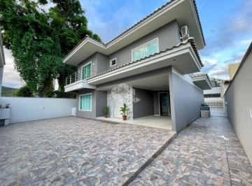 WhatsApp Image 2026-05-25 at 10.38 · Vendo casa com 4 dormitórios no bairro de Zimbros, Bombinhas SC: