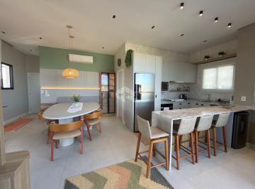 Apartamento · 132m² · 3 Quartos · 2 Vagas · Cobertura Duplex com três suítes em Mariscal - Bombinhas - SC